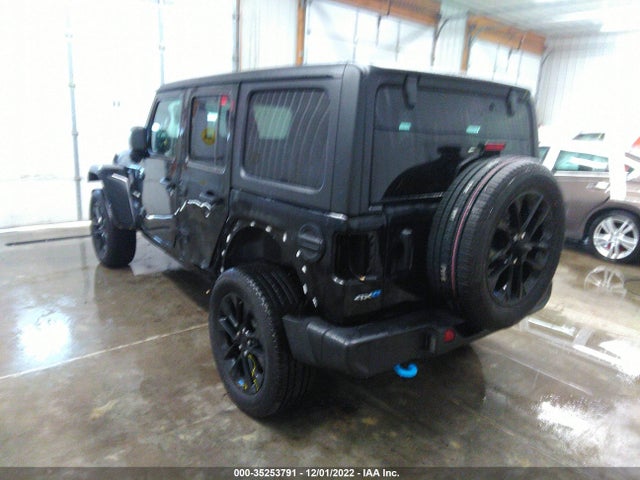 1C4JJXP6XNW230069 Jeep Wrangler 4xe Unlimited Sahara