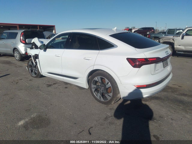 2020 Audi e-tron, VIN: WA12ABGE9LB035898