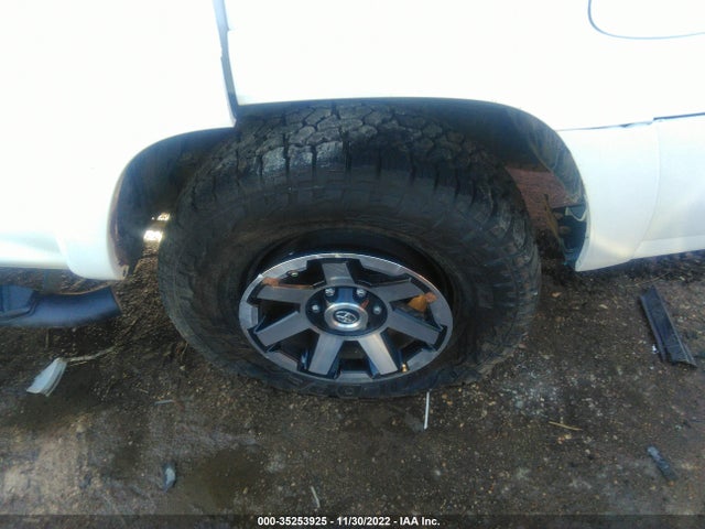 2021 Toyota 4Runner, VIN: JTEPU5JR2M5870530