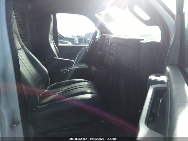 2016 Chevrolet Express, VIN: 1GCWGAFF7G1140168