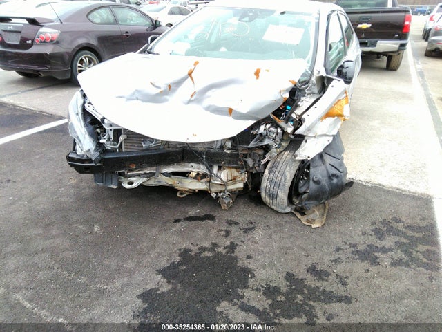 2018 TOYOTA COROLLA L/LE/XLE/SE/XSE VIN: 2T1BURHE2JC000929