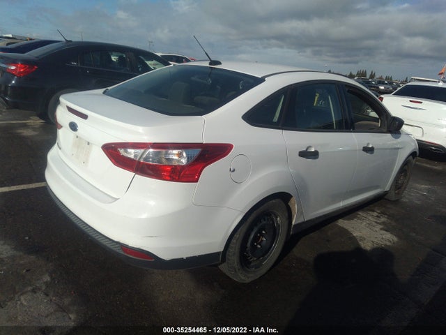 2014 FORD FOCUS S VIN: 1FADP3E25EL443376