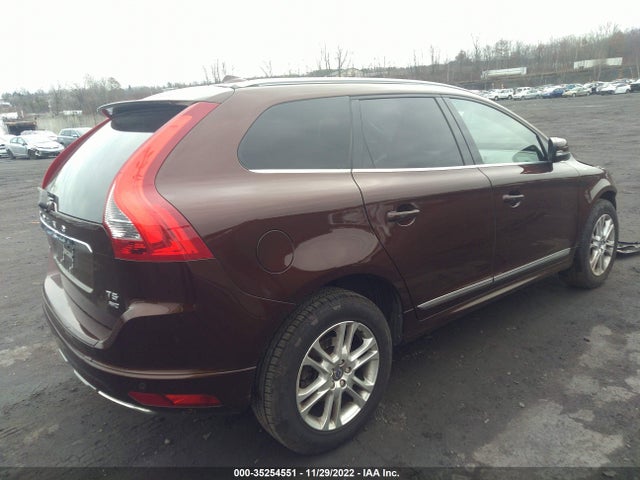 2016 Volvo XC60, VIN: YV4612RK1G2860296