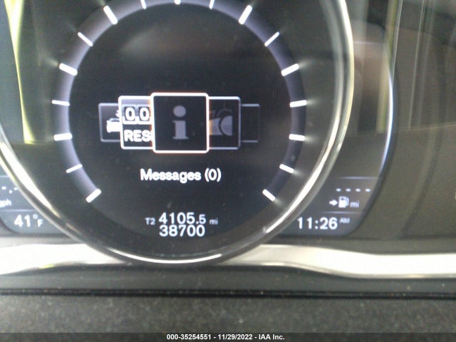2016 Volvo XC60, VIN: YV4612RK1G2860296