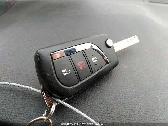 2020 TOYOTA RAV4 LE VIN: 2T3H1RFV9LW100489