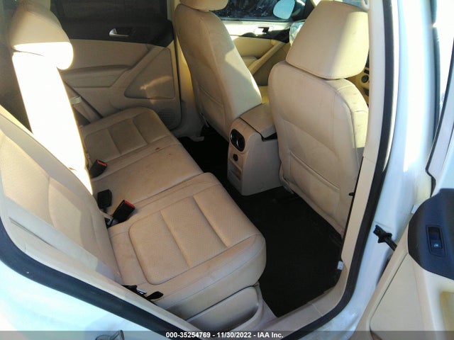 2016 Volkswagen Tiguan, VIN: WVGAV7AX6GK000377