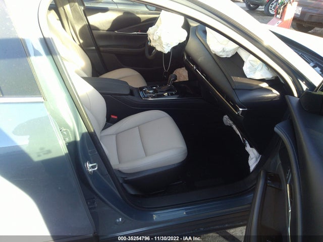 2022 Mazda CX-30, VIN: 3MVDMBAY1NM438471