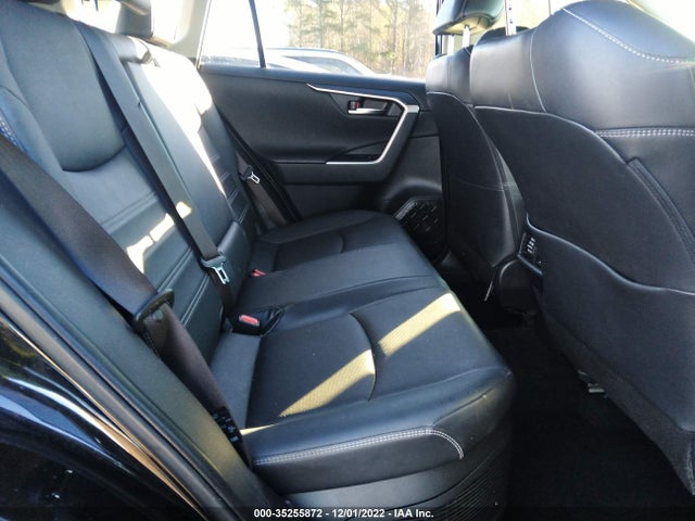2019 Toyota RAV4, VIN: JTMDWRFV0KD504258