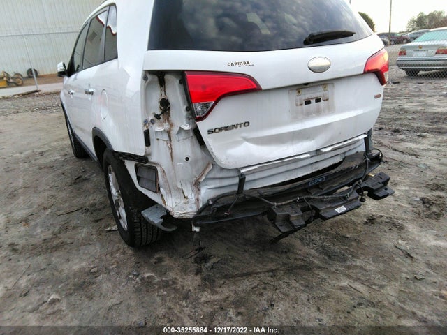 2014 KIA SORENTO LX VIN: 5XYKTDA78EG548400