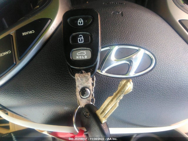 2013 HYUNDAI ELANTRA GLS VIN: KMHDH4AE9DU814153