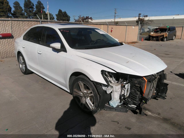2019 Volkswagen Passat, VIN: 1VWLA7A31KC011406