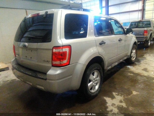 2009 FORD ESCAPE XLT VIN: 1FMCU93789KA82524