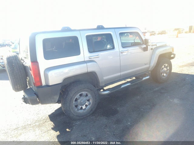 5GTDN13E278135940 Hummer H3