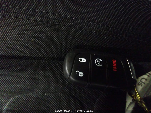 Jeep Renegade Latitude 2018 ZACCJBBBXJPH89726 Image 3