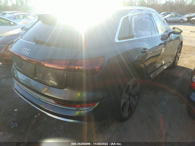 WA1VAAGE6KB007675 Audi E-tron Prestige