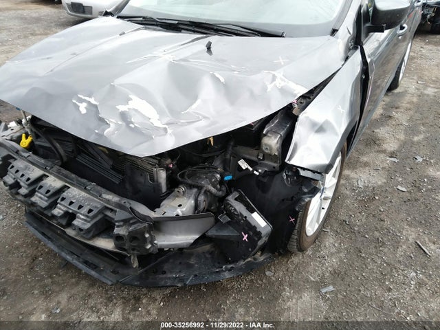 Ford FOCUS SE 2018 1FADP3F26JL257581 Image 7
