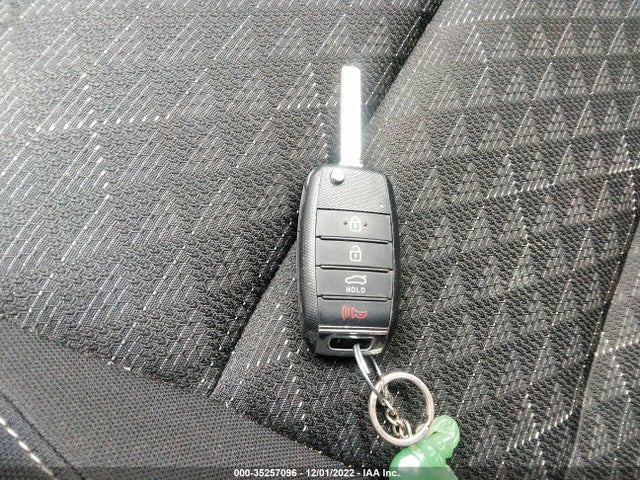 2019 Kia Rio, VIN: 3KPA24AB2KE170554