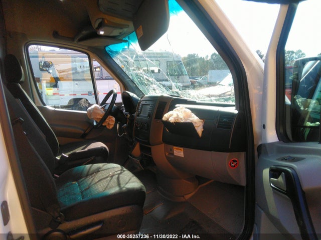 2015 Mercedes-Benz Sprinter, VIN: WD3PF1CC0FP102319