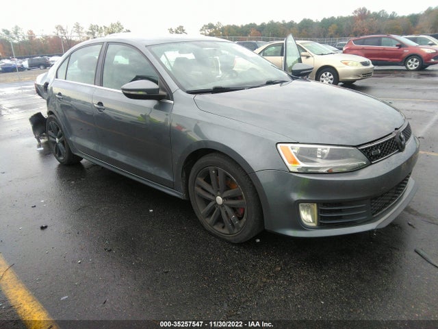 2013 3VW467AJ1DM215550 main image