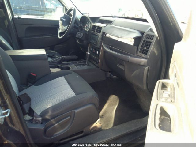 1J4PN2GK3AW172650 Jeep Liberty Sport