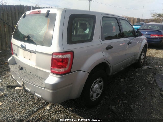 2008 FORD ESCAPE XLS VIN: 1FMCU02Z48KA59528