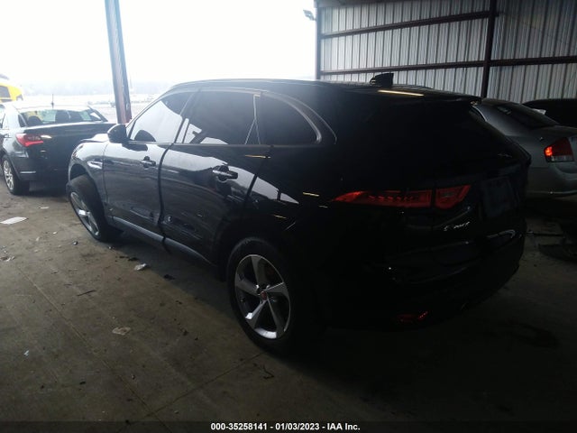 2017 Jaguar F-PACE, VIN: SADCJ2BV0HA085270