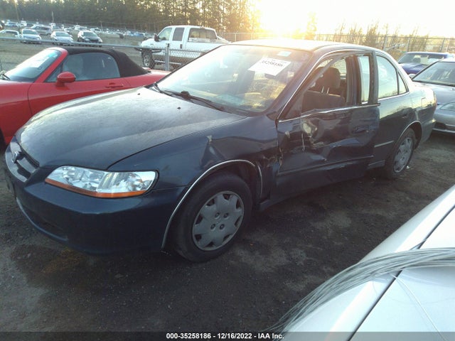 2000 HONDA ACCORD SDN LX VIN: JHMCG5647YC023848