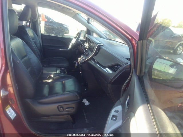 Toyota SIENNA SE 2017 5TDXZ3DC8HS809314 Image 5