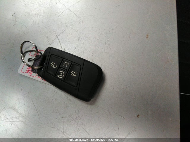 3VVCB7AX8NM035029 Volkswagen Tiguan Se R-line Black