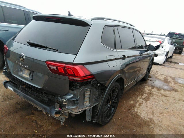 3VVCB7AX8NM035029 Volkswagen Tiguan Se R-line Black