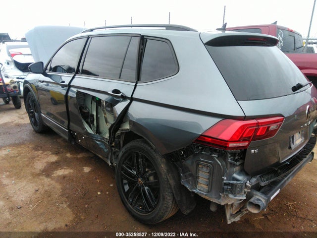 3VVCB7AX8NM035029 Volkswagen Tiguan Se R-line Black