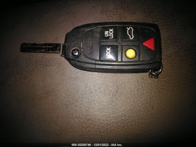 YV4SZ592561220945 Volvo XC70