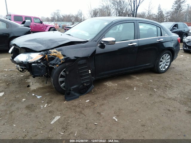 Chrysler 200 Limited 2013 1C3CCBCG6DN759743 Image 2
