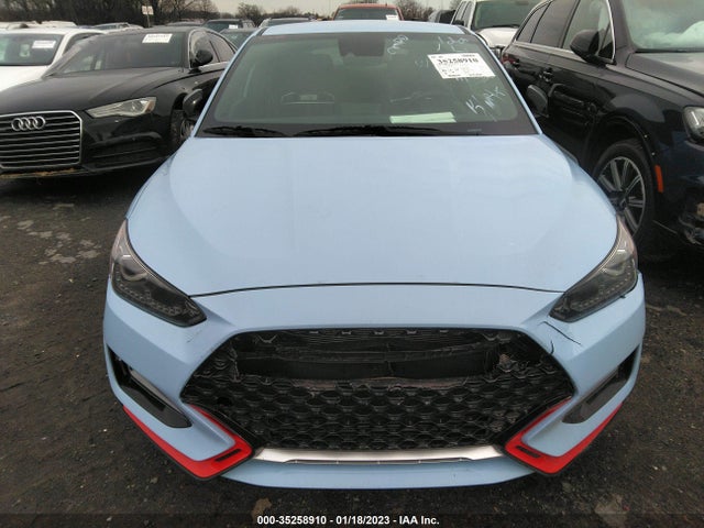 2022 Hyundai Veloster, VIN: KMHT36AHXNU011921