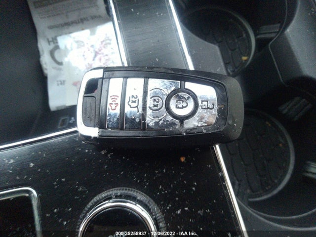 2020 Lincoln Aviator, VIN: 5LM5J7XC9LGL34608
