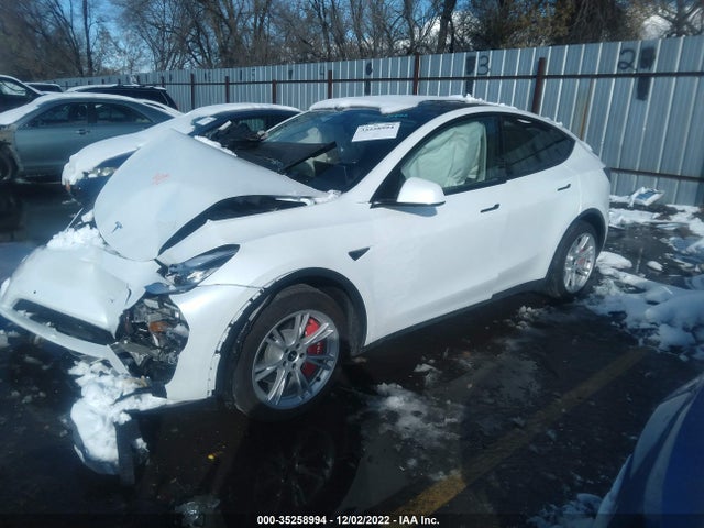 Tesla Model Y Long Range 2022 7SAYGDEE2NF447726 Image 2