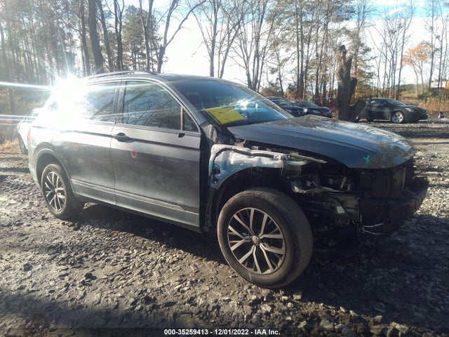 2018 Volkswagen Tiguan, VIN: 3VV3B7AX3JM195829