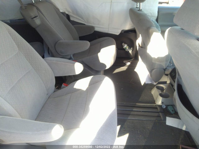 2018 Toyota Sienna, VIN: 5TDKZ3DC8JS956099