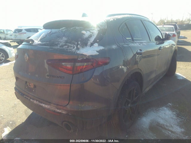 ZASPAKBN1K7C49067 Alfa Romeo Stelvio Ti Sport