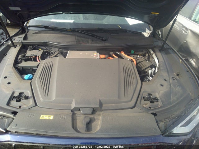 2021 Audi e-tron, VIN: WA1LAAGE5MB021982
