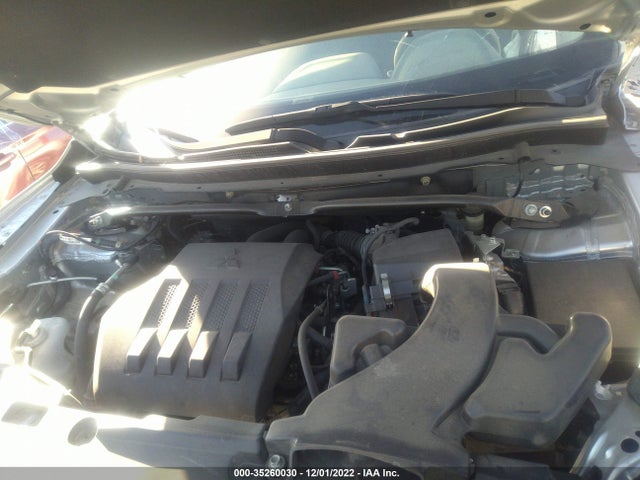 JA4AT3AA2JZ042746 Mitsubishi Eclipse Cross Es