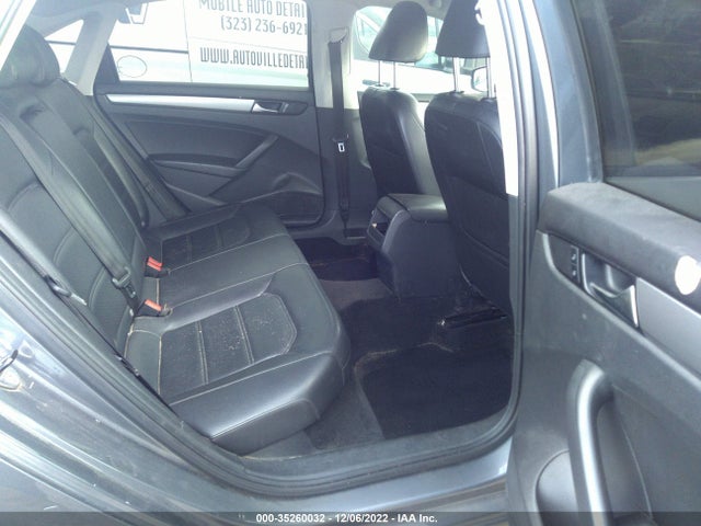 1VWAT7A36EC110003 Volkswagen Passat Wolfsburg Ed