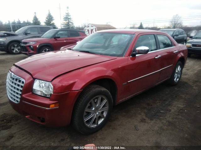Chrysler 300 Touring Signature 2010 2C3CK5CV4AH331337 Image 2