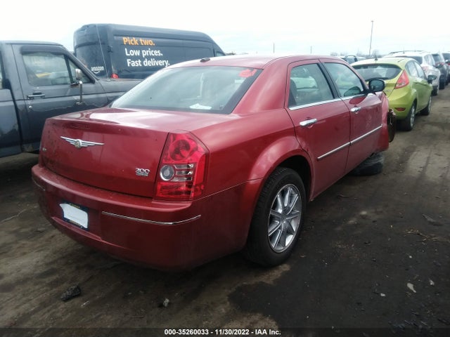 Chrysler 300 Touring Signature 2010 2C3CK5CV4AH331337 Image 4