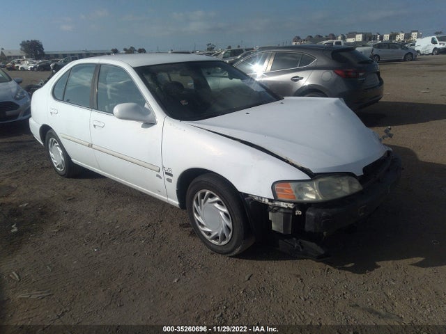 2001 NISSAN ALTIMA GXE VIN: 1N4DL01D11C230601