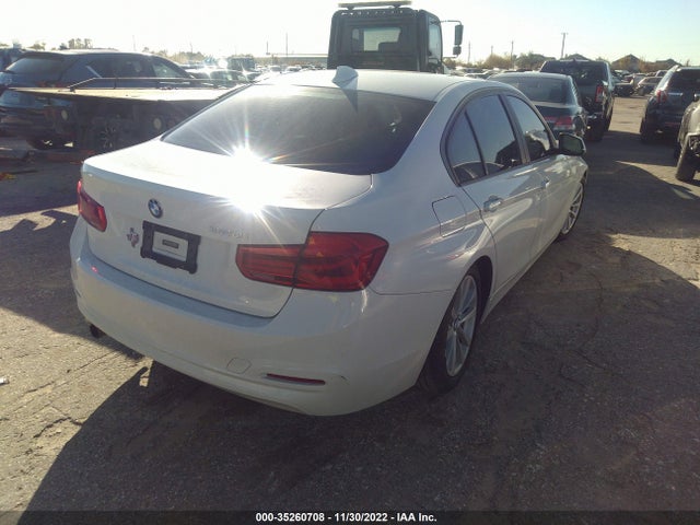 BMW 3 Series 320i 2017 WBA8A9C54HK619984 Image 5