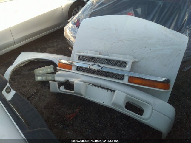 2003 CHEVROLET S-10 LS VIN: 1GCDT13X43K146904