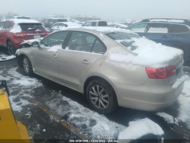 2013 VOLKSWAGEN JETTA SEDAN SE W/CONVENIENCE VIN: 3VWDX7AJ4DM243016