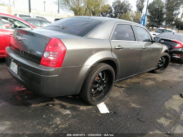 2008 CHRYSLER 300 LX VIN: 2C3KA43R38H172025