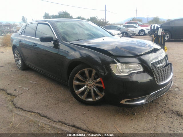 2016 Chrysler 300, VIN: 2C3CCAAG6GH313988
